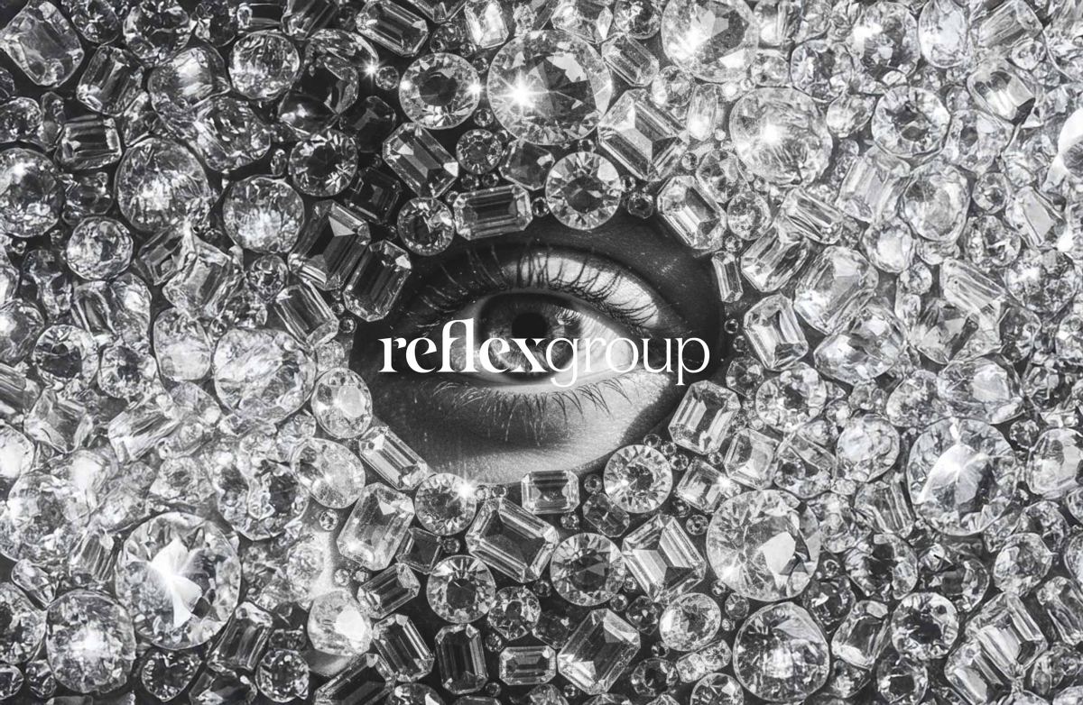 THE DIAMOND REFLEXION