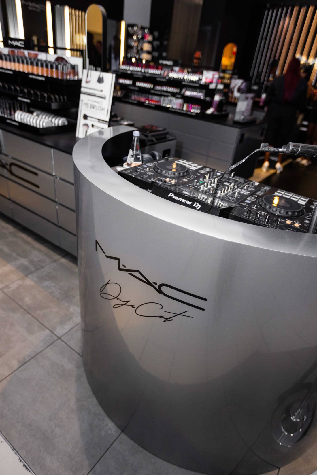 MAC Cosmetics